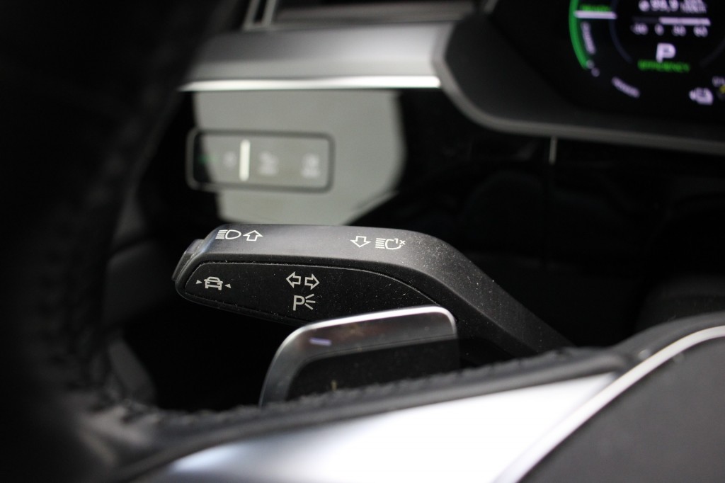 AUDI-E-TRON-50 quattro Launch edition plus 71 kWh - Leer, SOH 89%