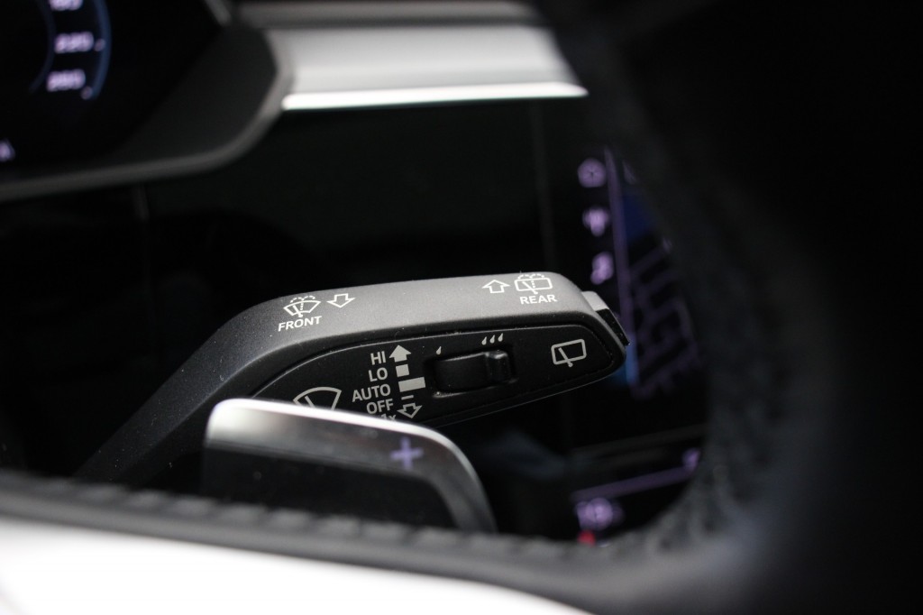 AUDI-E-TRON-50 quattro Launch edition plus 71 kWh - Leer, SOH 89%