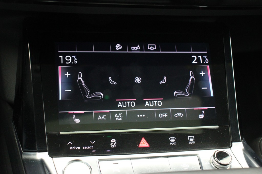 AUDI-E-TRON-50 quattro Launch edition plus 71 kWh - Leer, SOH 89%