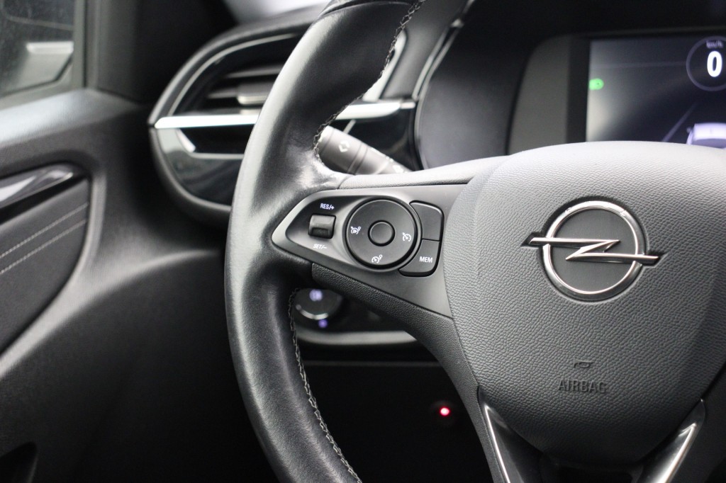 OPEL-CORSA-Electric Elegance 50 kWh - Digital cockpit, Half leer