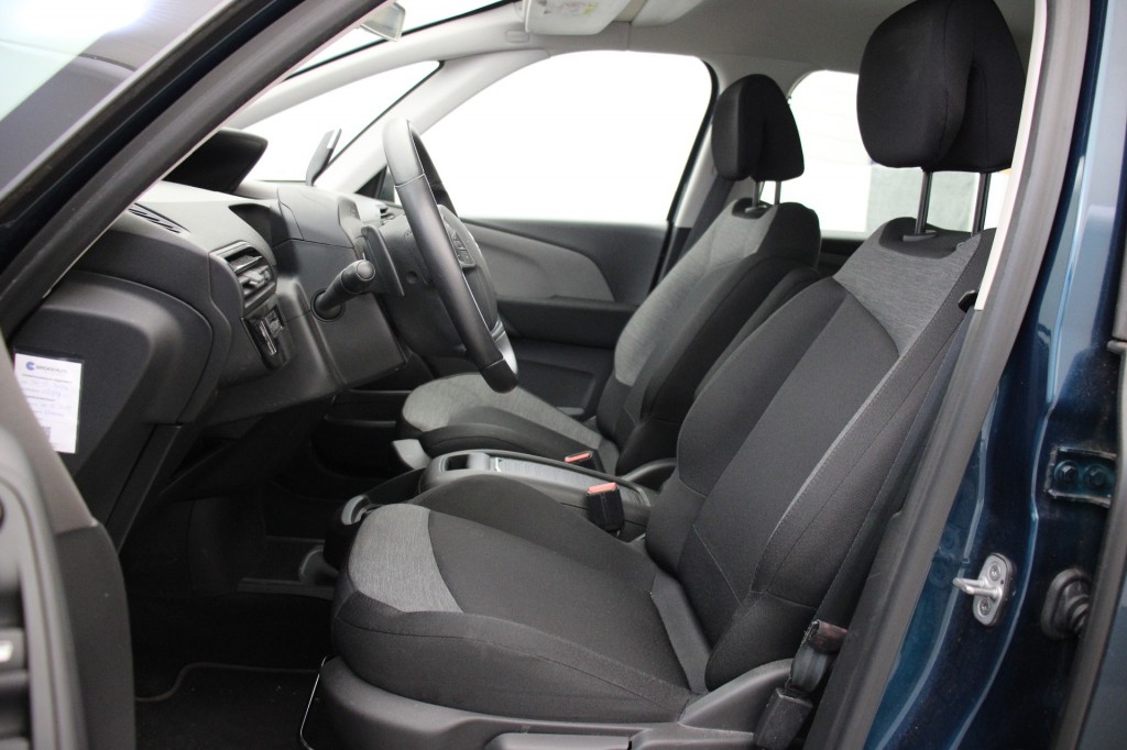 CITROEN-SPACETOURER-1.2 PureTech Selection Automaat - Carplay, Cruise, Trekhaak