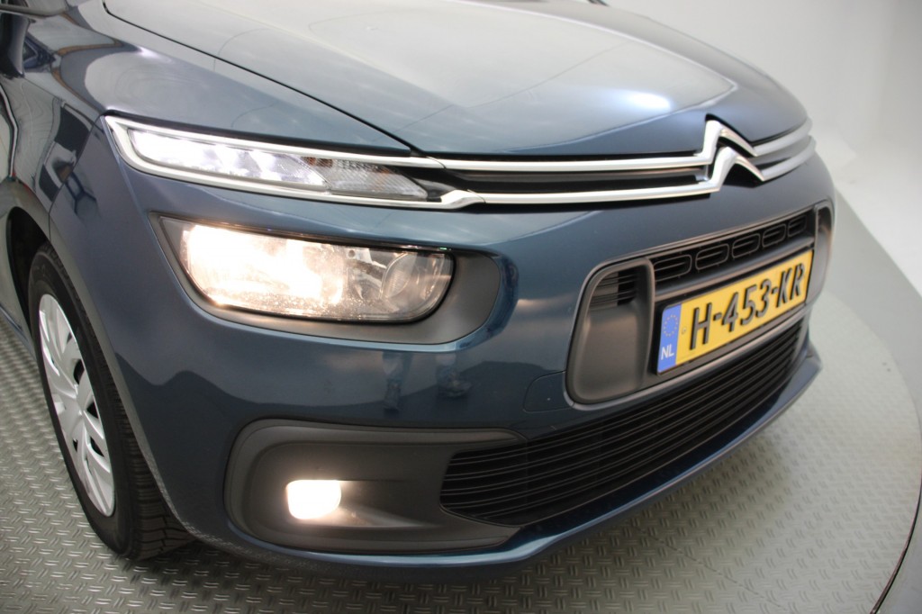 CITROEN-SPACETOURER-1.2 PureTech Selection Automaat - Carplay, Cruise, Trekhaak