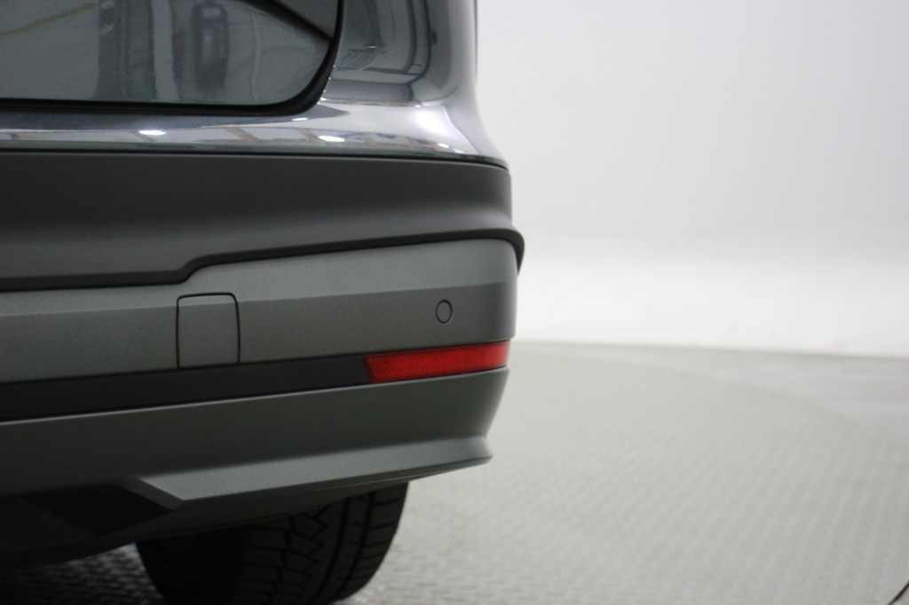 SKODA-ENYAQ-60 - Carplay, Stoelverwaming, Cruise, SOH 93%