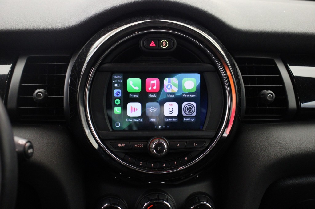MINI-MINI ELECTRIC-Essential 33 kWh - Half Leer, Cruise, Navi, Stoelverw. SOH 96%