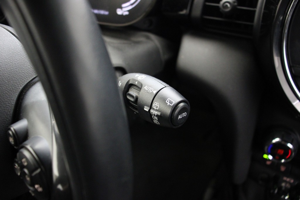 MINI-MINI ELECTRIC-Essential 33 kWh - Half Leer, Cruise, Navi, Stoelverw. SOH 96%
