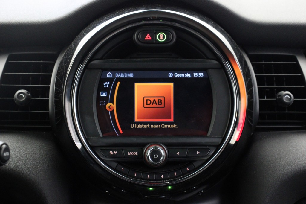 MINI-MINI ELECTRIC-Essential 33 kWh - Half Leer, Cruise, Navi, Stoelverw. SOH 96%