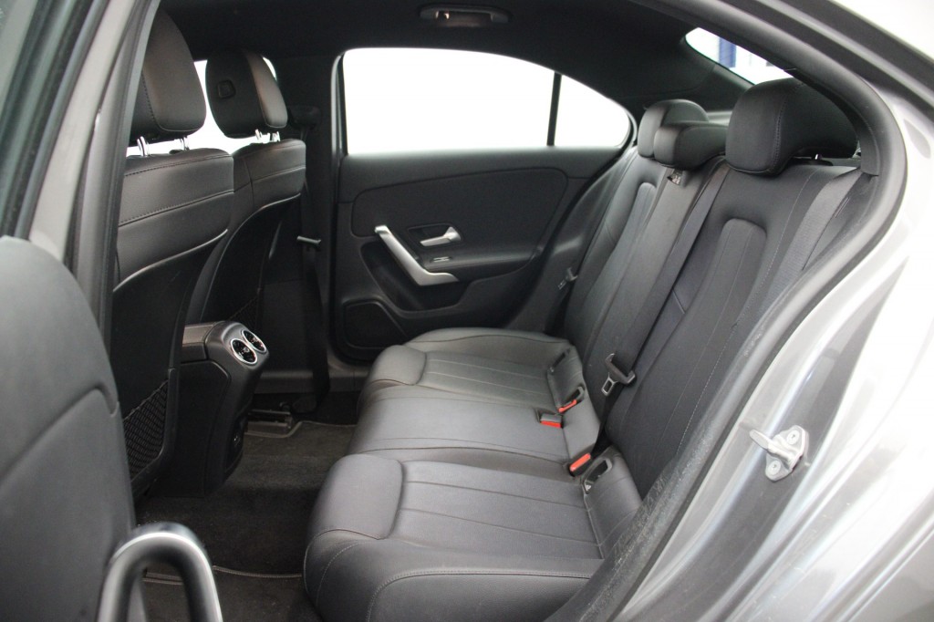 MERCEDES-BENZ-A-KLASSE-Sedan 250e Plug In Business Solution Luxury Limited Automaat