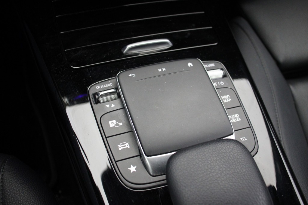 MERCEDES-BENZ-A-KLASSE-Sedan 250e Plug In Business Solution Luxury Limited Automaat