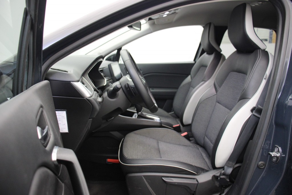 RENAULT-CAPTUR-1.3 TCe Intens Automaat 140 pk - Carplay, Digitaal Cockpit