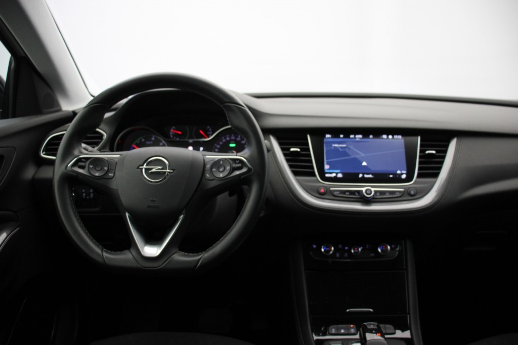 PEUGEOT-3008-1.6 Turbo Hybrid4 Business Executive - Carplay, Half Leer