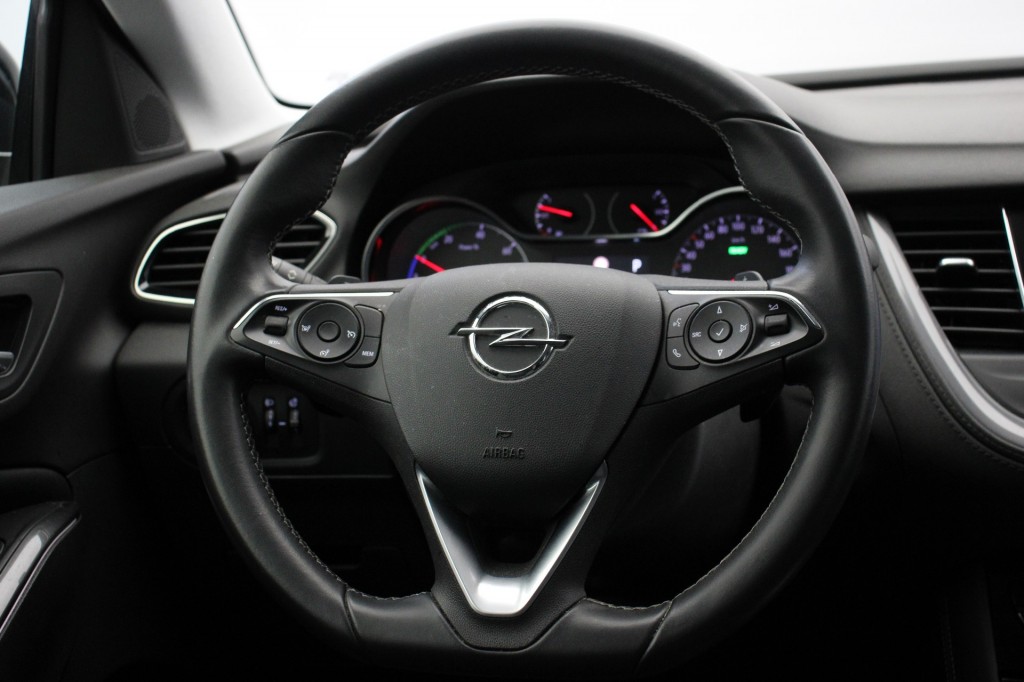 PEUGEOT-3008-1.6 Turbo Hybrid4 Business Executive - Carplay, Half Leer