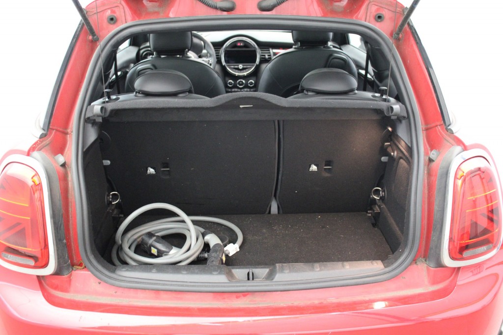 MINI-MINI ELECTRIC-Yours 33 kWh - Panorama, Leer, Carplay, Stoelverw. SOH 95%