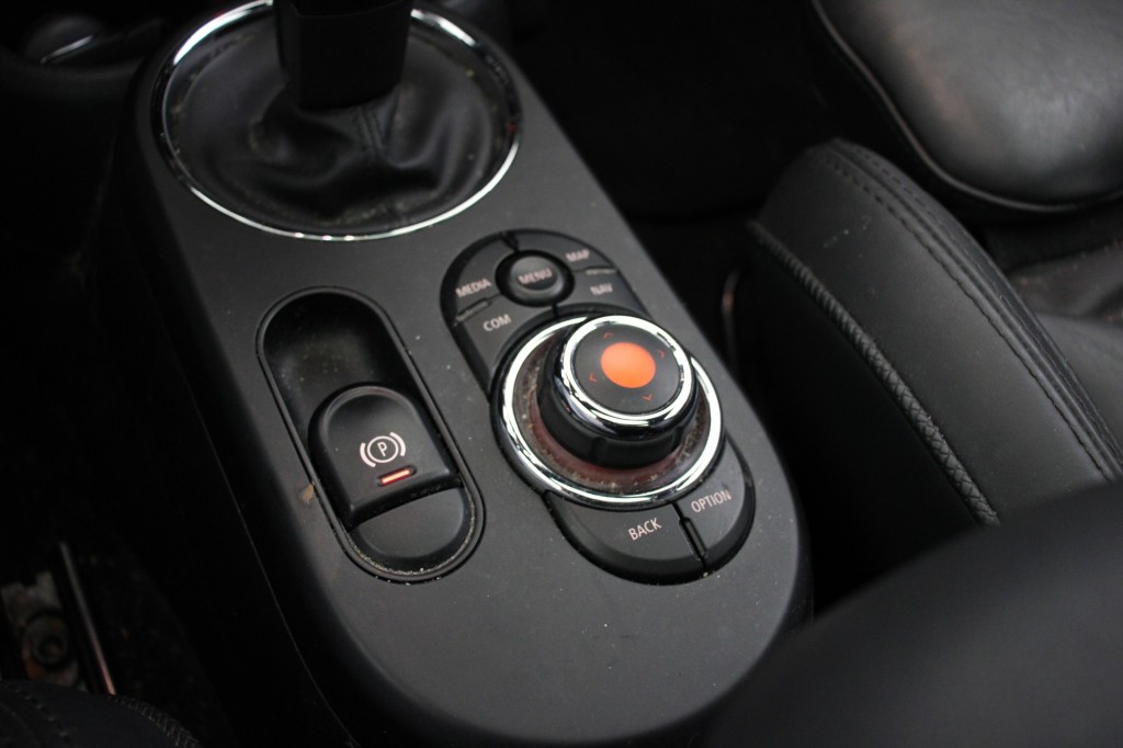 MINI-MINI ELECTRIC-Yours 33 kWh - Panorama, Leer, Carplay, Stoelverw. SOH 95%