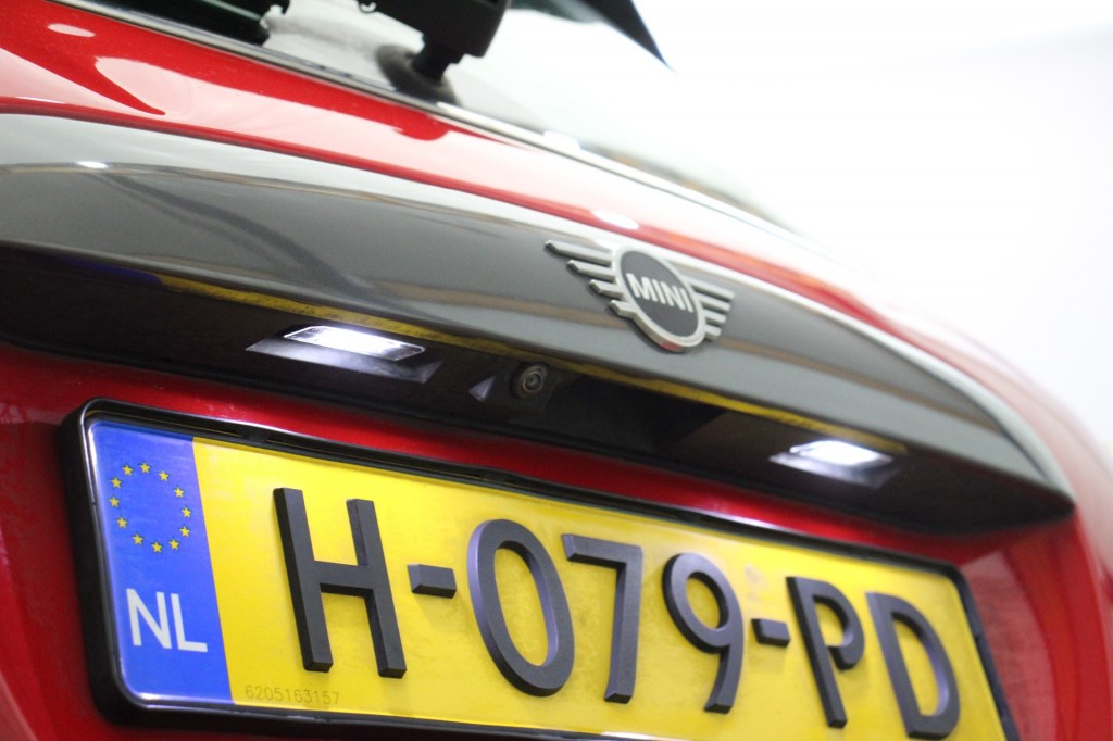 MINI-MINI ELECTRIC-Yours 33 kWh - Panorama, Leer, Carplay, Stoelverw. SOH 95%