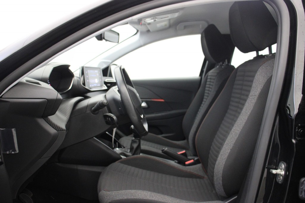 PEUGEOT-208-1.2 PureTech Active - Carplay, Navi, Cruise