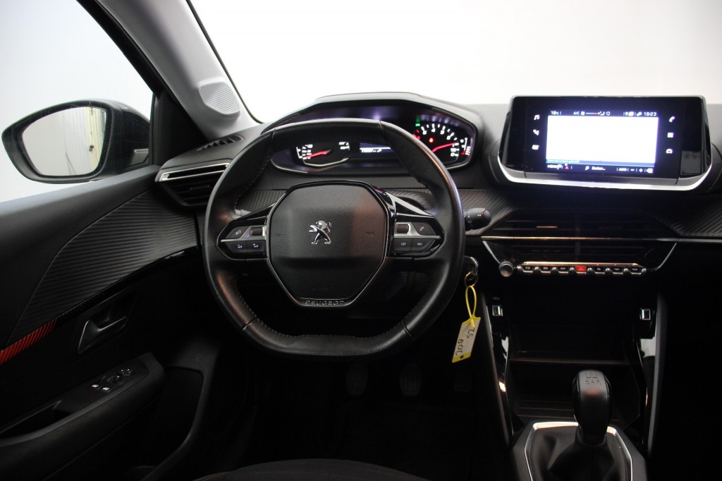 PEUGEOT-208-1.2 PureTech Active - Carplay, Navi, Cruise