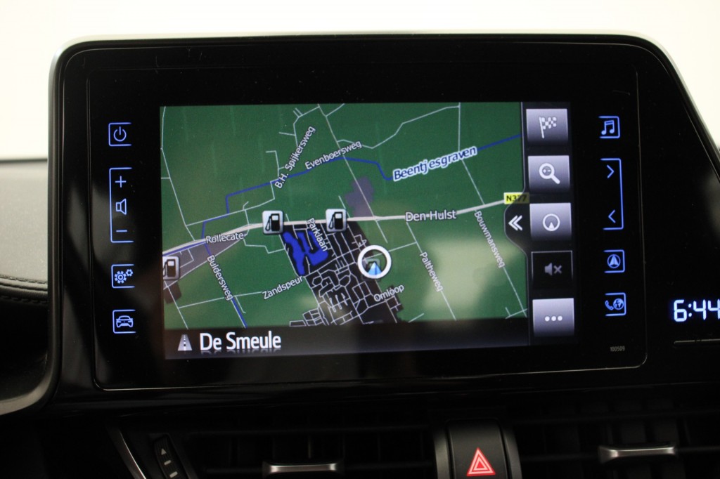TOYOTA-C-HR-1.8 Hybrid Dynamic Automaat - Navi, Camera, Clima