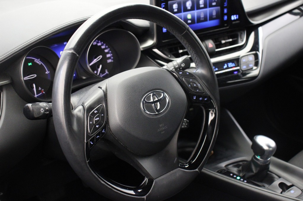 TOYOTA-C-HR-1.8 Hybrid Dynamic Automaat - Navi, Camera, Clima