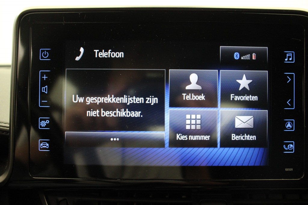 TOYOTA-C-HR-1.8 Hybrid Dynamic Automaat - Navi, Camera, Clima