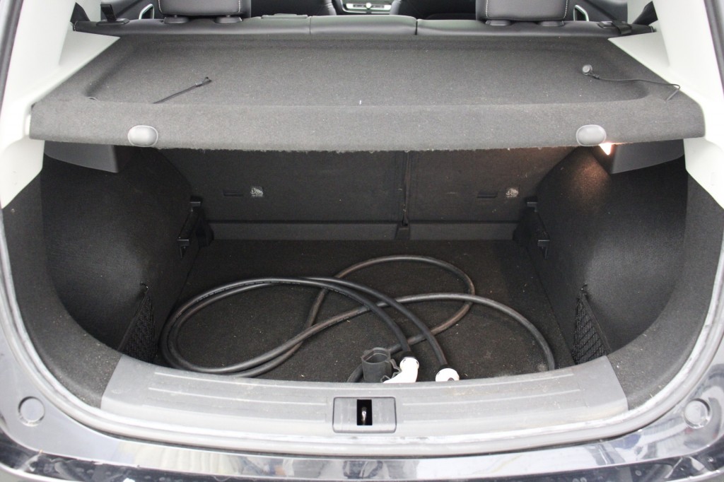 MG-ZS-EV Luxury 45 kWh - Carplay, Panorama, Leer, Stoelverw.