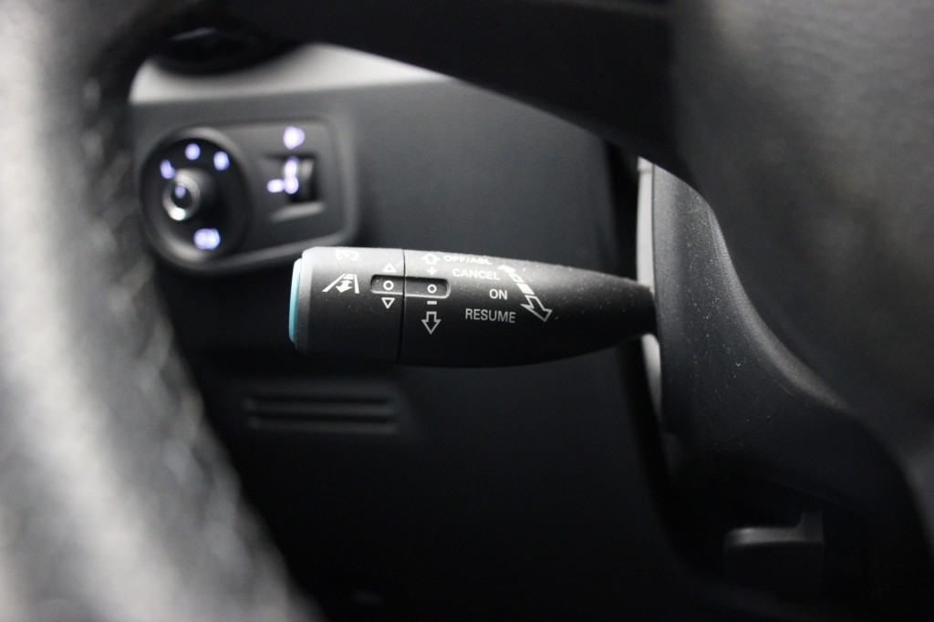 MG-ZS-EV Luxury 45 kWh - Carplay, Panorama, Leer, Stoelverw.