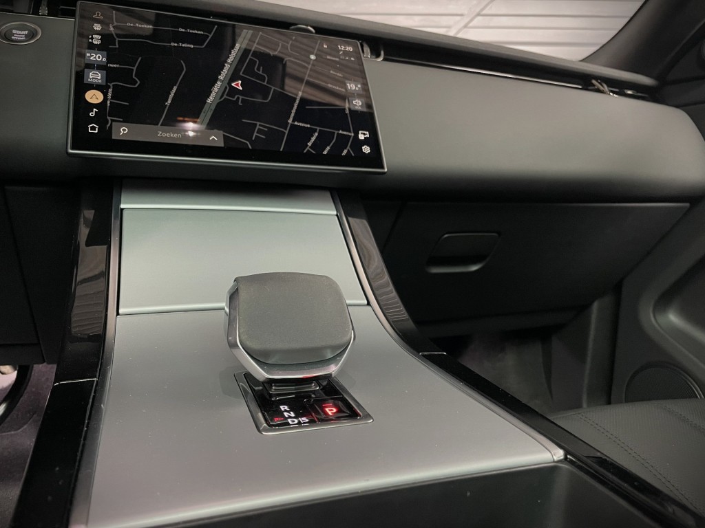 LAND ROVER-RANGE ROVER EVOQUE-P270e S Edition/leer/black-pack/360 camera/arroios Grey/5jr gara