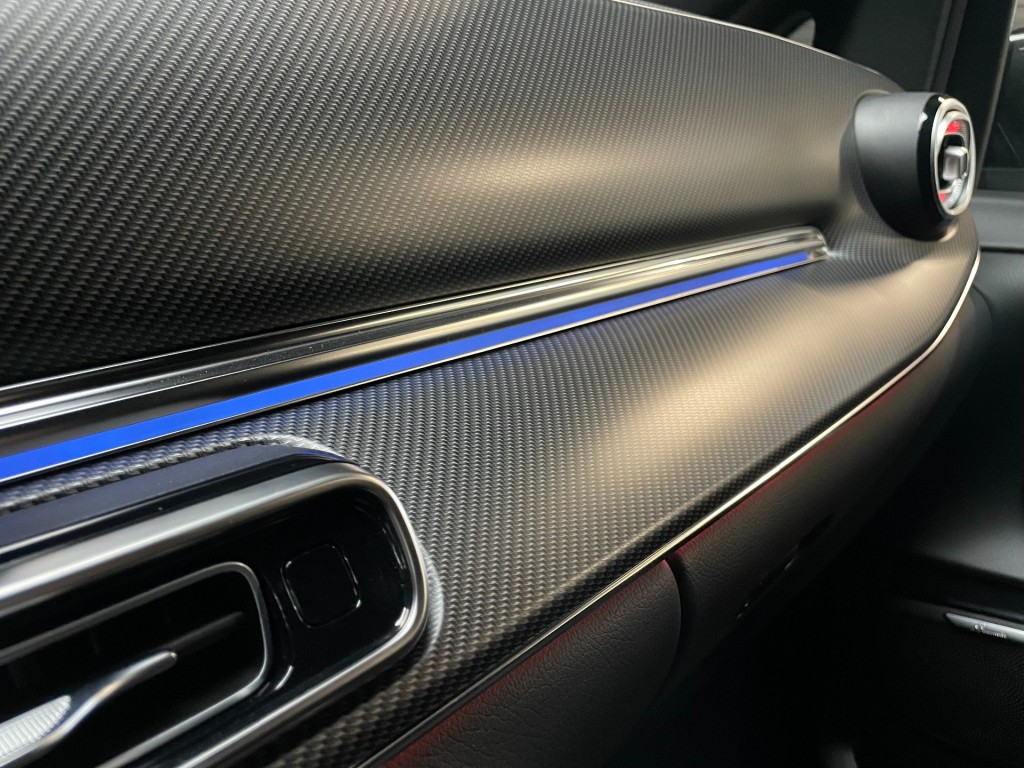MERCEDES-BENZ-V-KLASSE-2XAMG /dubcab/ledgrill/19 inch/trekhaak/burmester/Avantgarde