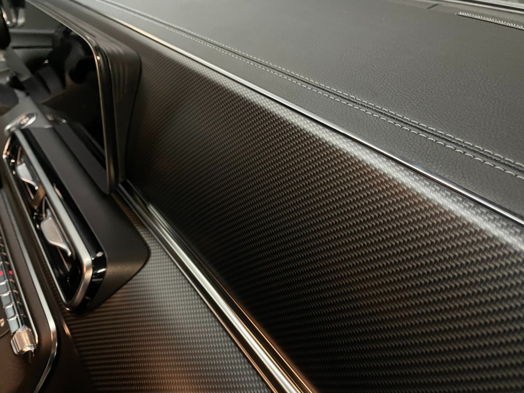 MERCEDES-BENZ-V-KLASSE-2XAMG /dubcab/ledgrill/19 inch/trekhaak/burmester/Avantgarde
