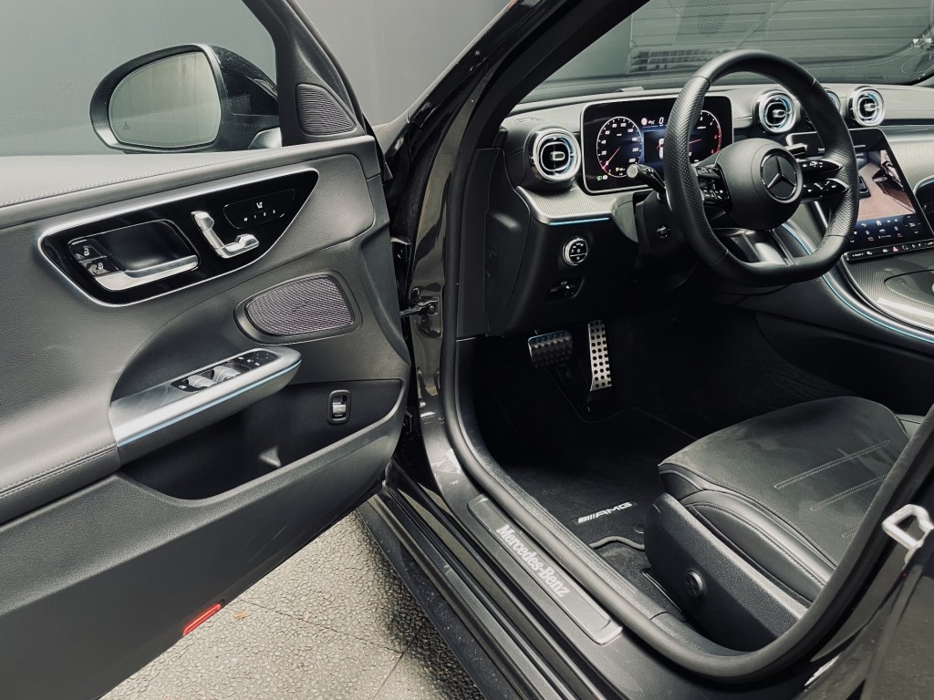 MERCEDES-BENZ-C-KLASSE-Estate C220 AMG/elec stoelen/360camera/premium pakket
