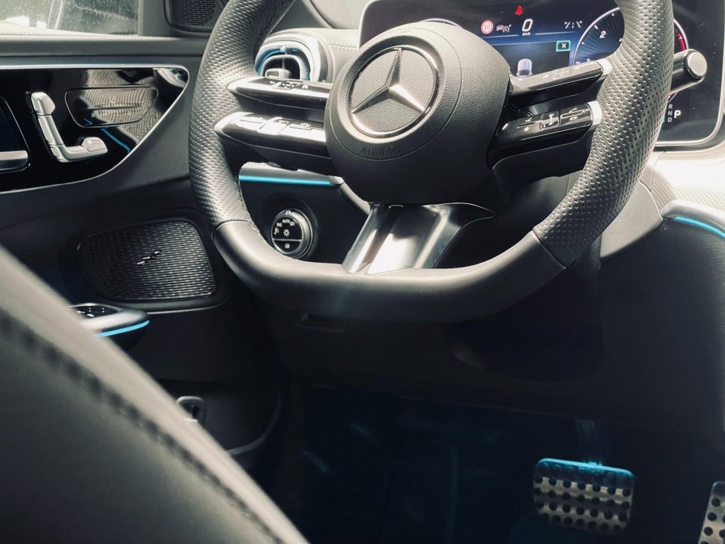 MERCEDES-BENZ-C-KLASSE-Estate C220 AMG/elec stoelen/360camera/premium pakket