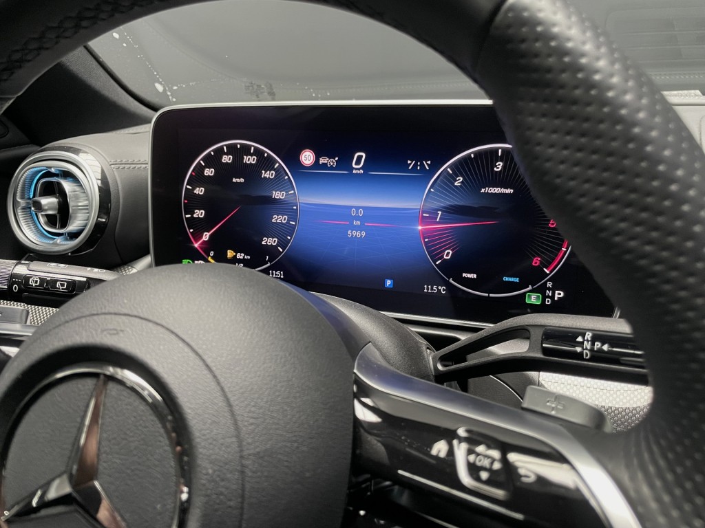 MERCEDES-BENZ-C-KLASSE-Estate C220 AMG/elec stoelen/360camera/premium pakket