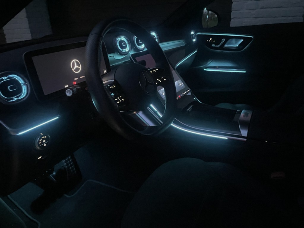 MERCEDES-BENZ-C-KLASSE-Estate C220 AMG/elec stoelen/360camera/premium pakket