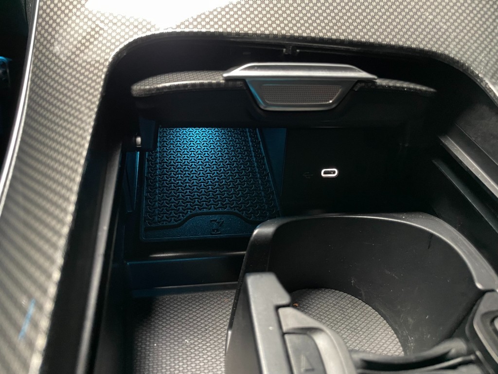 MERCEDES-BENZ-C-KLASSE-Estate C220 AMG/elec stoelen/360camera/premium pakket