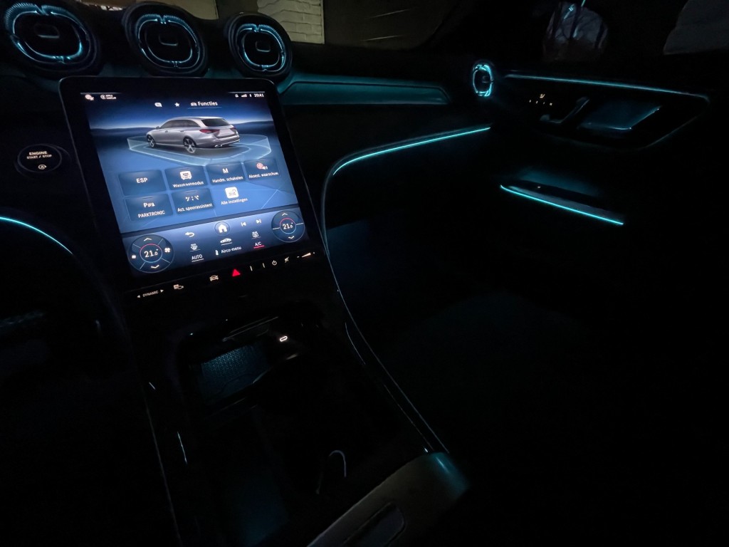 MERCEDES-BENZ-C-KLASSE-Estate C220 AMG/elec stoelen/360camera/premium pakket