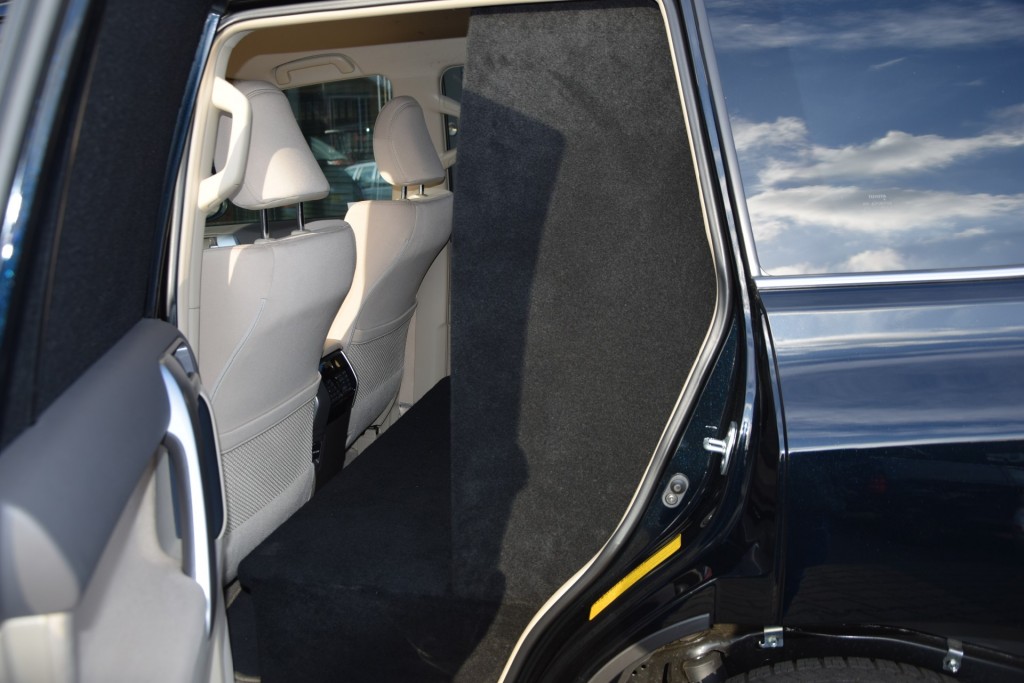 TOYOTA-LANDCRUISER 150-2.8 D-4D 5DRS PRESTIGE A/T VAN