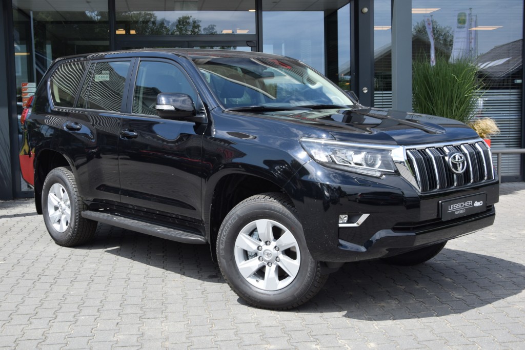 TOYOTA LANDCRUISER 150