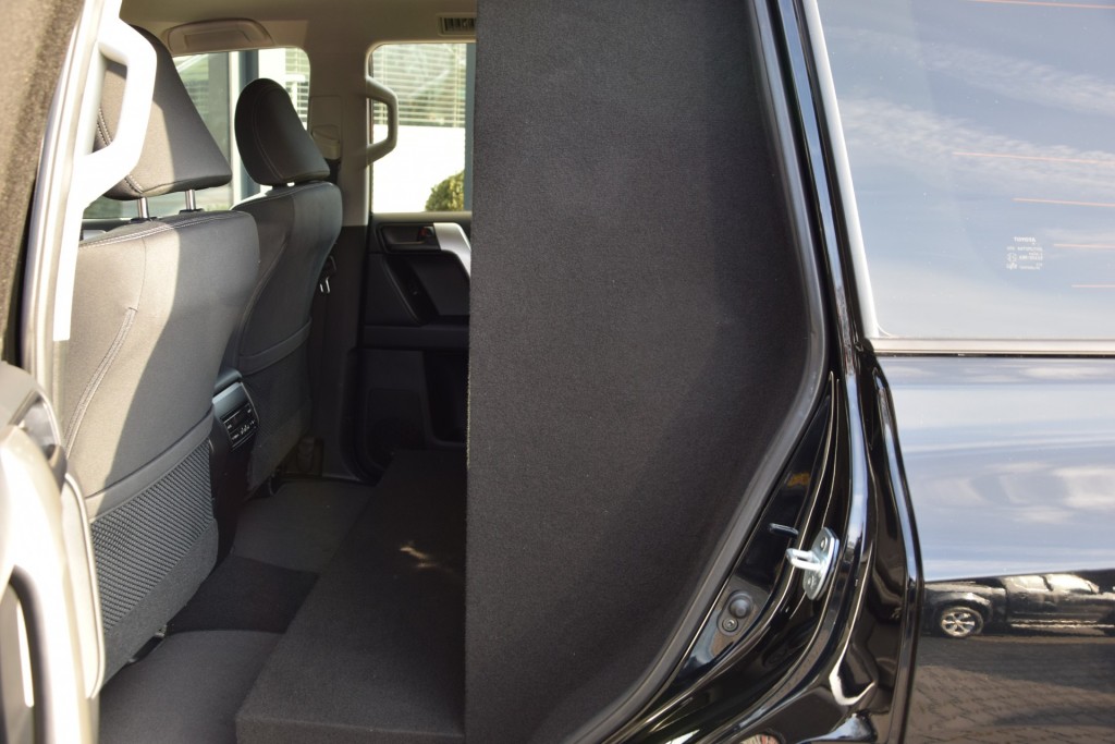 TOYOTA-LANDCRUISER 150-2.8 D-4D 5D CHALLENGER/COUNTRY AT VAN BPM VRIJ