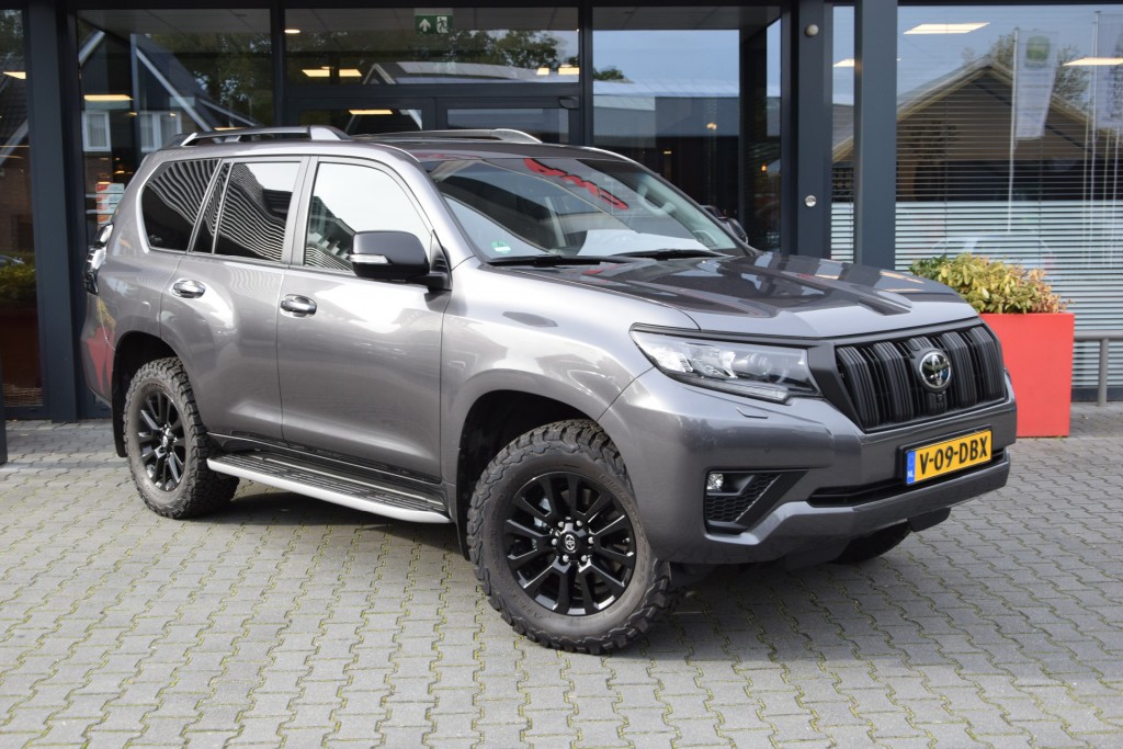 TOYOTA LANDCRUISER 150