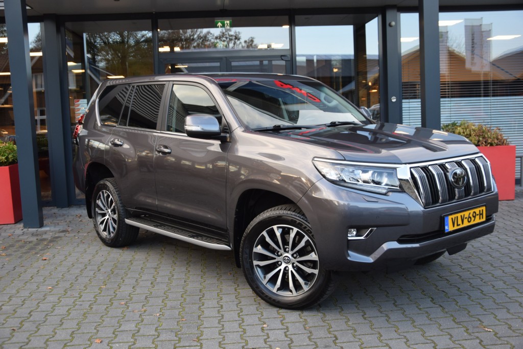 TOYOTA LANDCRUISER 150