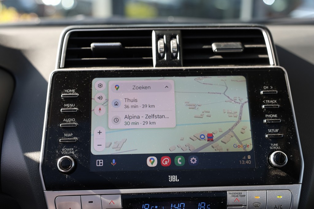 TOYOTA-LANDCRUISER 150-2.8 D-4D 5DRS PREMIUM A/T VAN