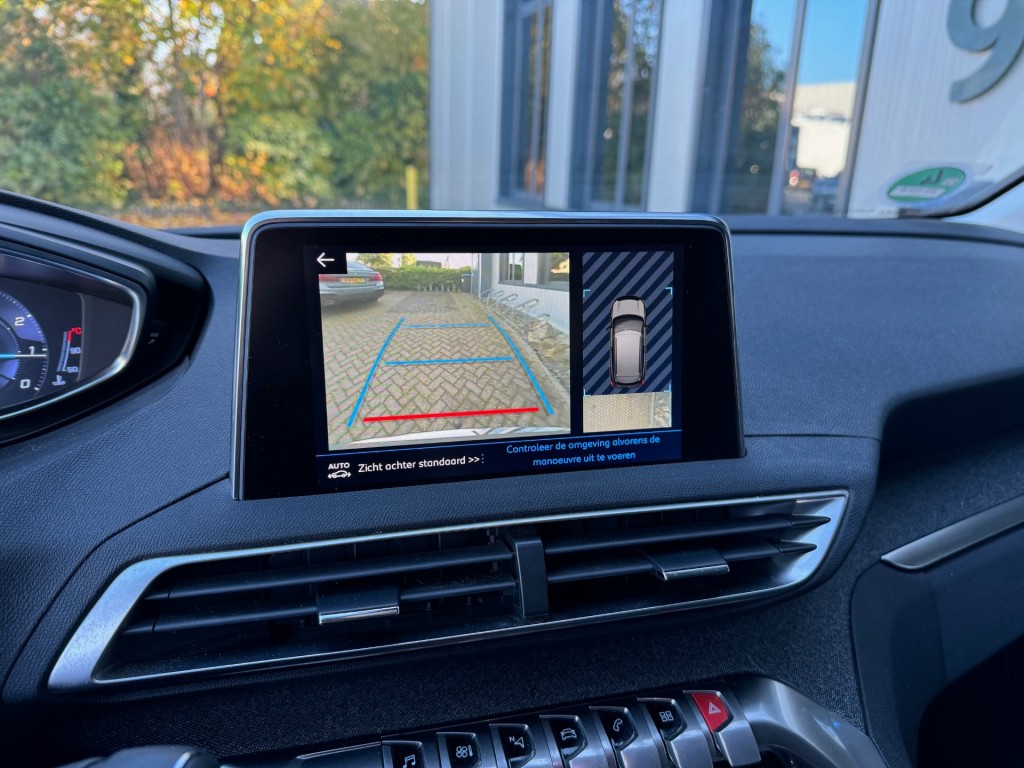 PEUGEOT-3008-1.2 PureTech 131PK Allure, Navi, Climatcntrl, Cruisecntrl, Leder