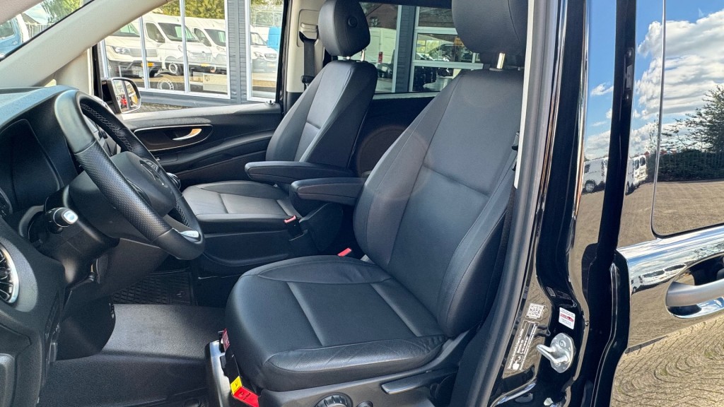 MERCEDES-BENZ-VITO-116 CDI 120KW 163PK DC DUBBELE CABINE EURO 6 AIRCO/ NVIGATIE/ PA