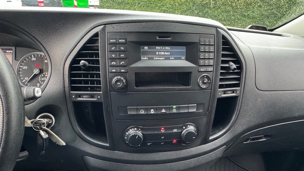 MERCEDES-BENZ-VITO-114 CDI 100KW 136PK XL 343 L3H1 AUTOMAAT EURO 6 AIRCO/ CRUISE CO