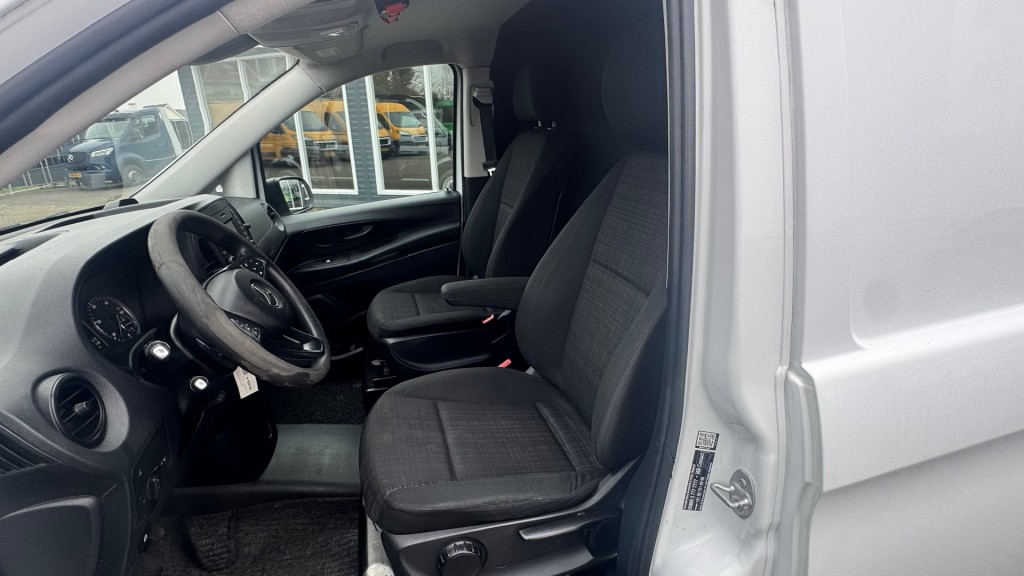 MERCEDES-BENZ-VITO-114 CDI 100KW 136PK XL 343 L3H1 AUTOMAAT EURO 6 AIRCO/ CRUISE CO