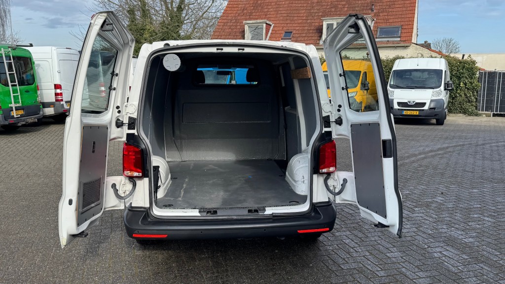 VOLKSWAGEN-TRANSPORTER-2.0 TDI 66KW 90PK EURO 6 AIRCO/ CRUISE CONTROL/ PARKEERSENSOREN/
