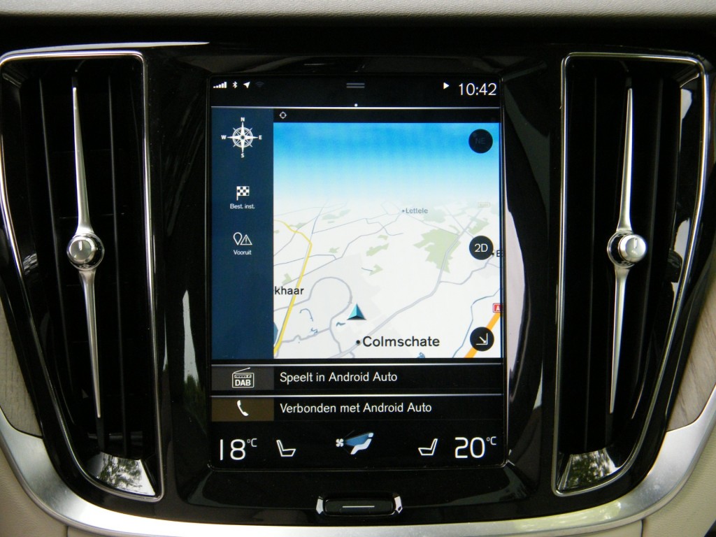 VOLVO-V60-2.0i T5 Inscription Aut8 I NL-Auto I 100% dealer I Pano I Harman