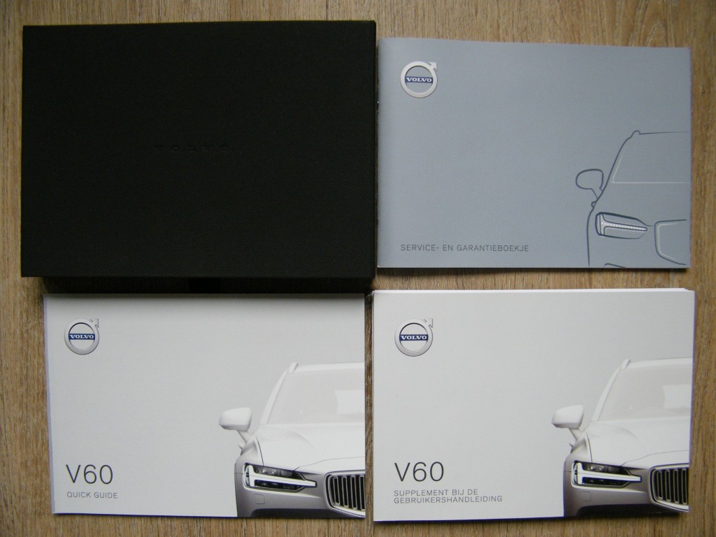 VOLVO-V60-2.0i T5 Inscription Aut8 I NL-Auto I 100% dealer I Pano I Harman