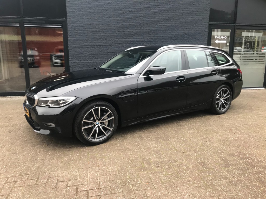 BMW-3-SERIE-330 E ADVANTAGE **Plug-in hybride**