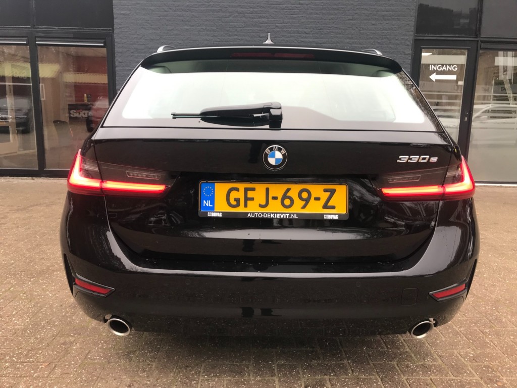 BMW-3-SERIE-330 E ADVANTAGE **Plug-in hybride**