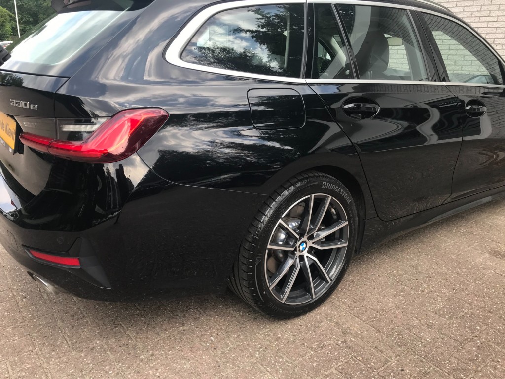 BMW-3-SERIE-330 E ADVANTAGE **Plug-in hybride**
